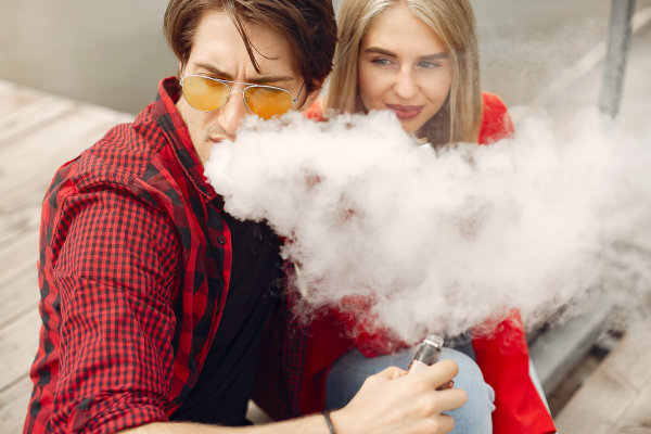 Drogenbeauftragter fordert Verbot von Aromen in E-Zigaretten - Wird Aroma verboten?
